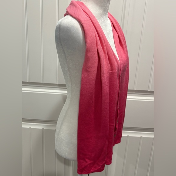 Pink Button-Up Scarf - Picture 4 of 6